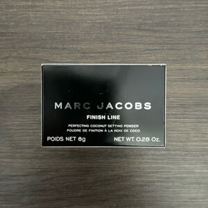 Marc Jacobs Finish Line Perfecting Coconut Setting Powder